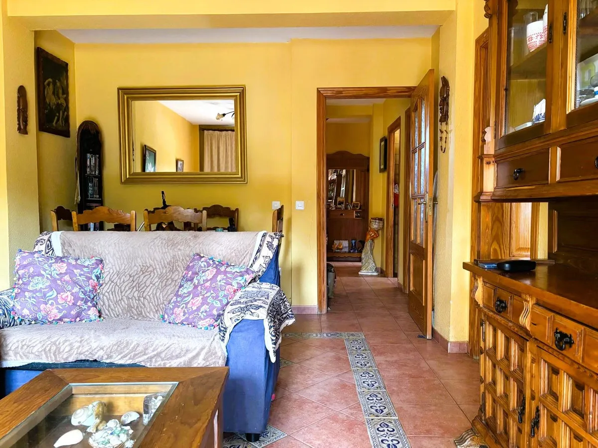 6418faea-654a-493b-8405-43c1f20a6b43