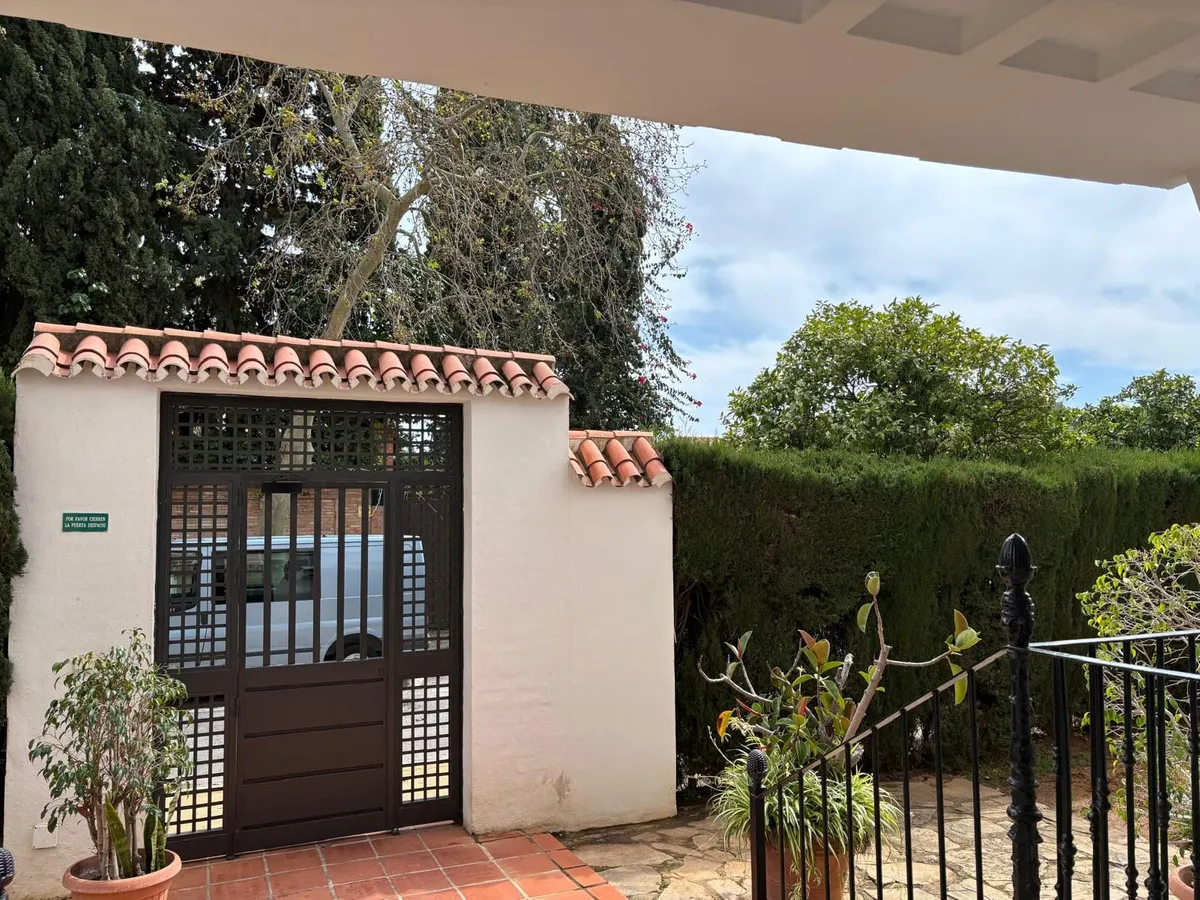 e9011703-9c20-487a-857b-972b5cb71d14