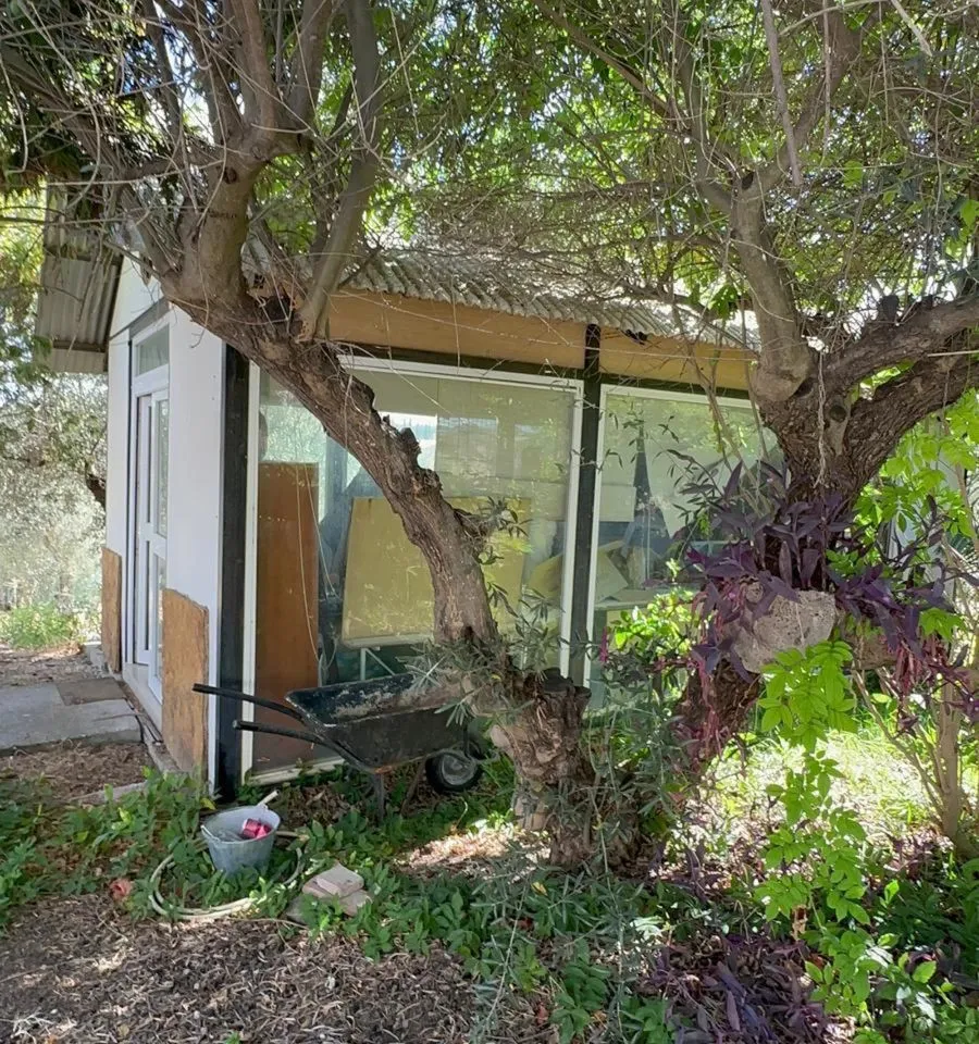 d6d78058-d6e5-40e2-9f10-a7dc268665f1