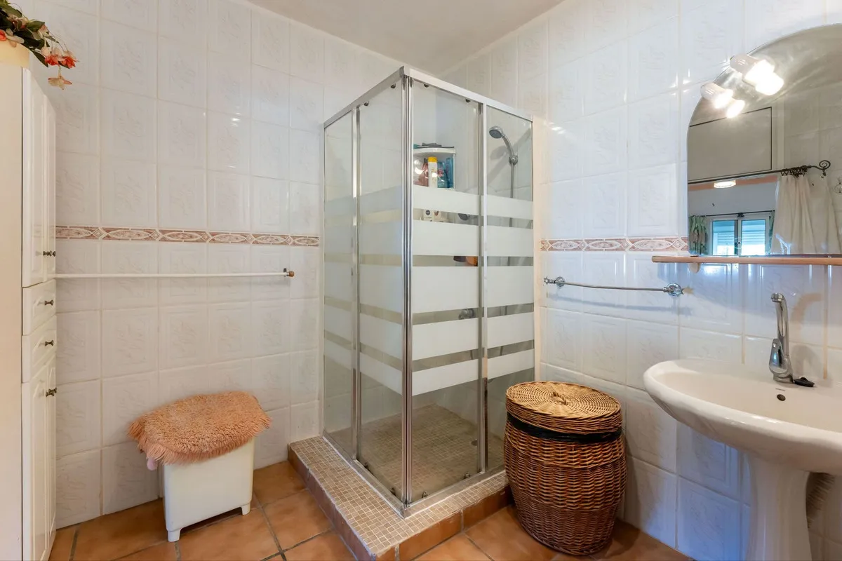 5f68284e-80bc-4ef2-9bed-b193b9f652b5