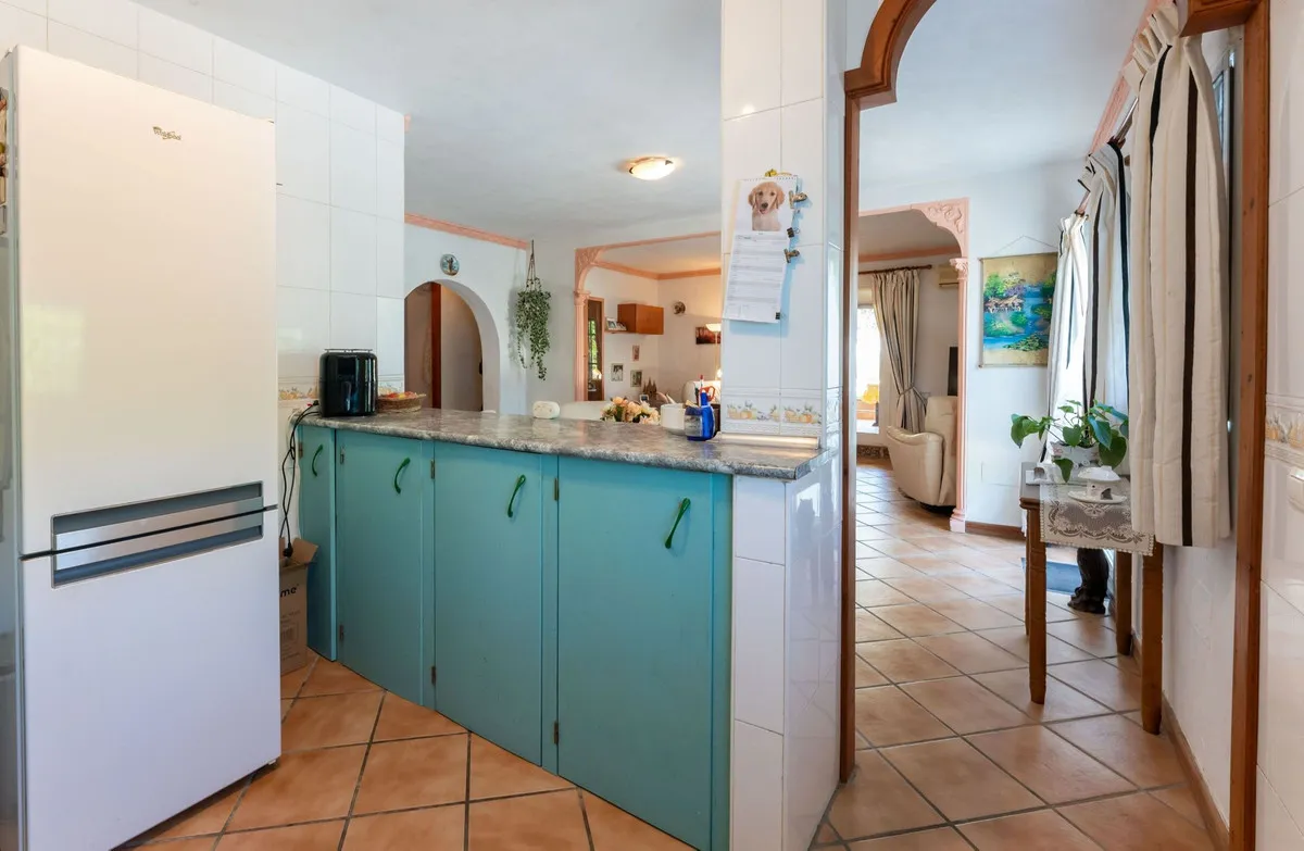 8c553aa1-38f4-40bc-8b03-da4dea96cd33