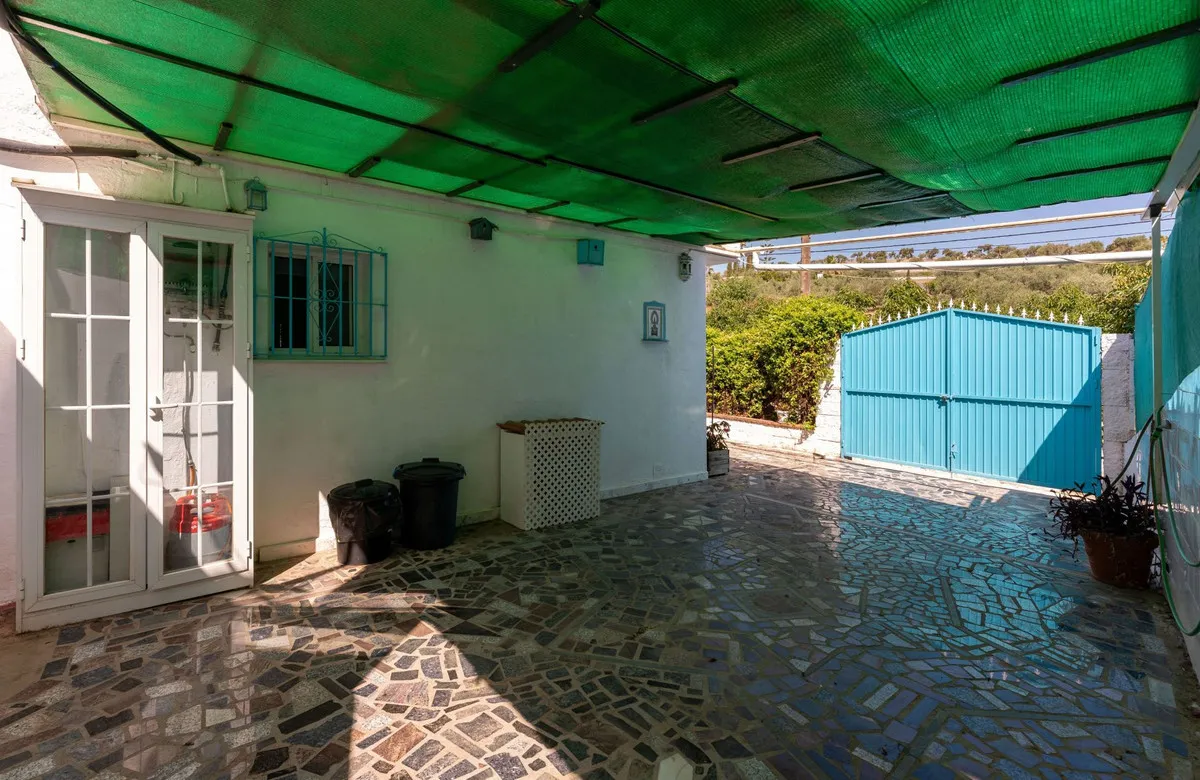 91c5d47d-2196-40ee-b025-0718353c2126