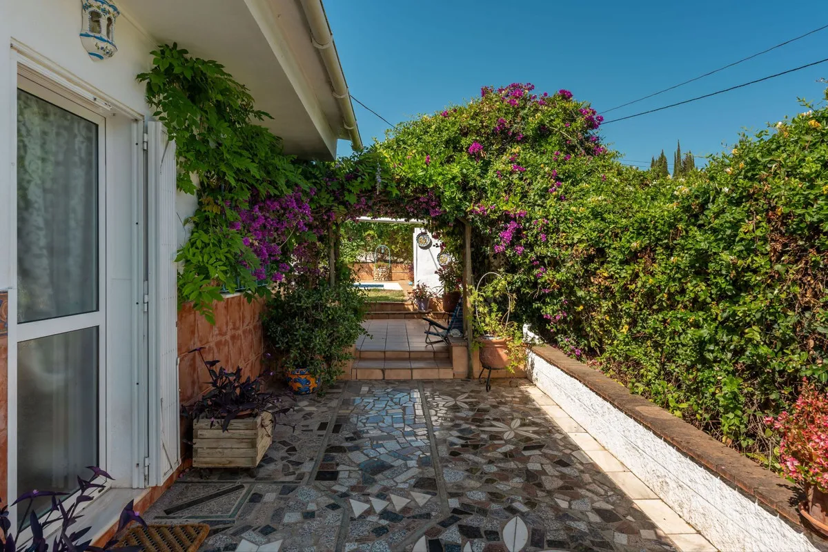 9746bda7-92e5-41b4-b4cd-9d6f6a41ee7c