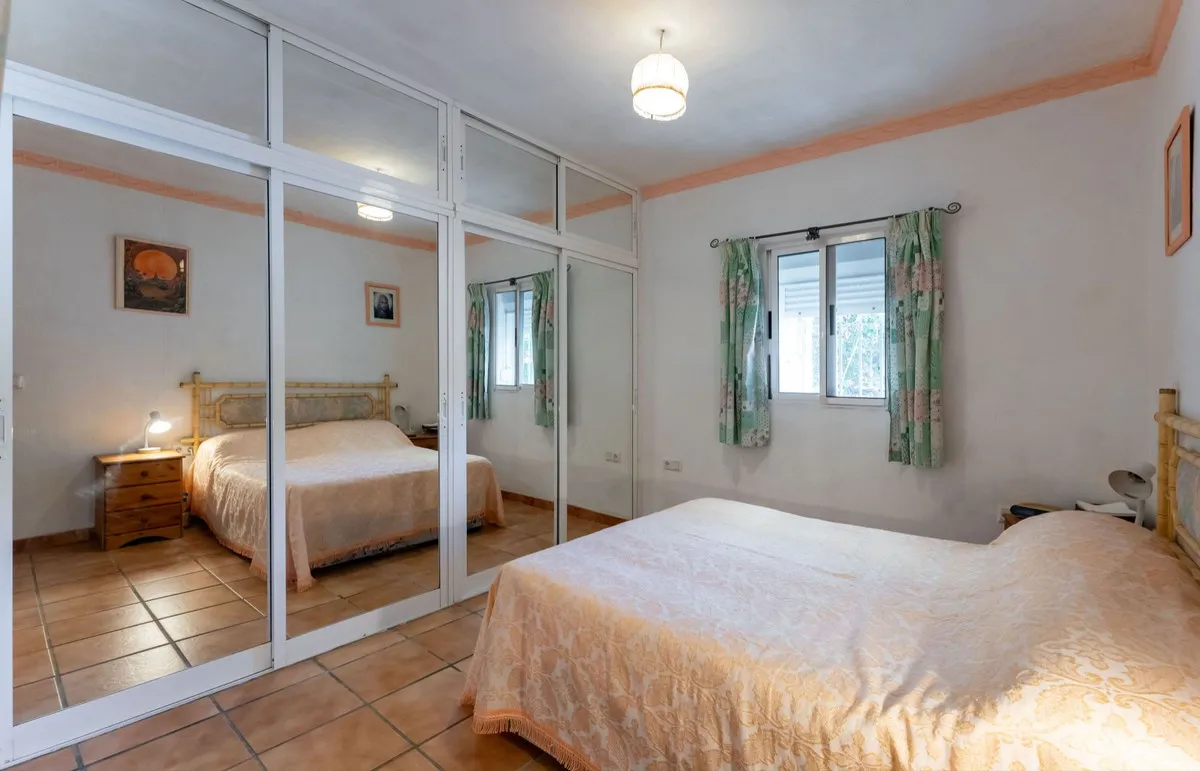 b597110f-5c04-45a9-9f59-9a324ff24a38