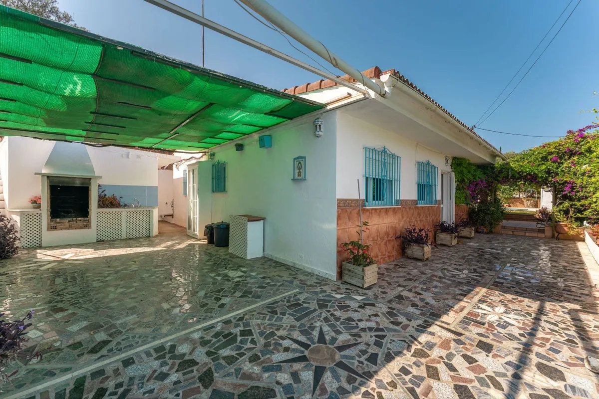 b83e7491-a0f1-48f8-bfc7-8b054b49fa3e