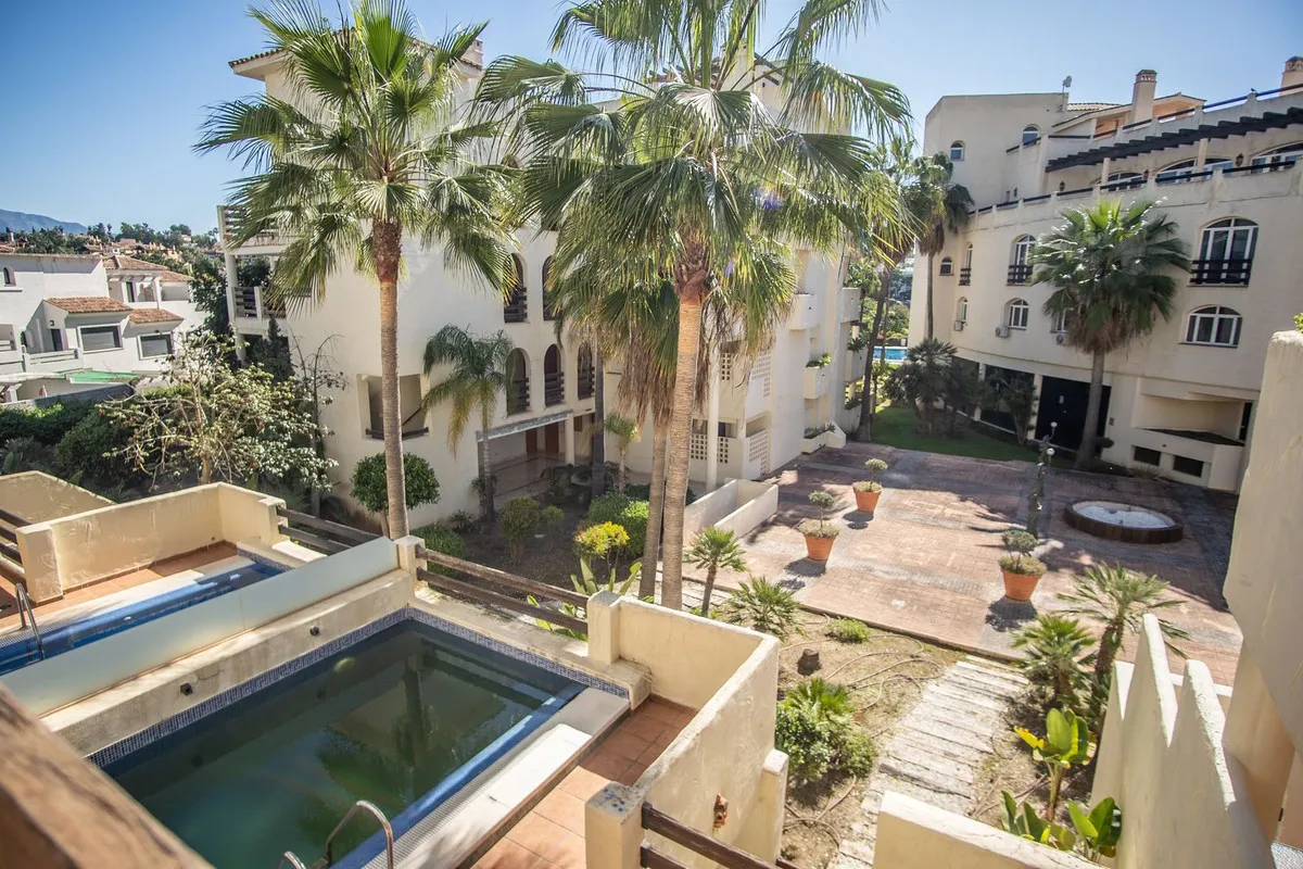 1af28f28-d9e7-4840-b807-b894d6788093