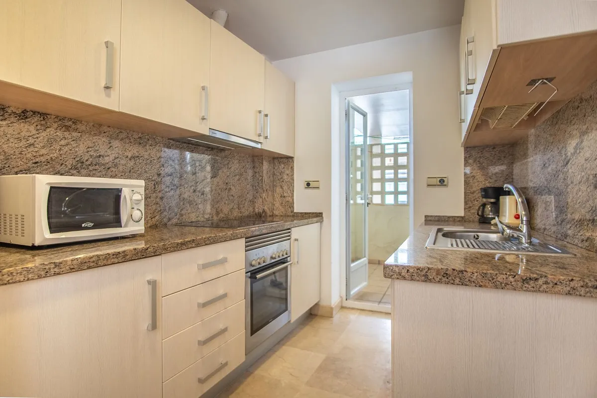 76462fc4-d87d-4238-adab-464548e7c891