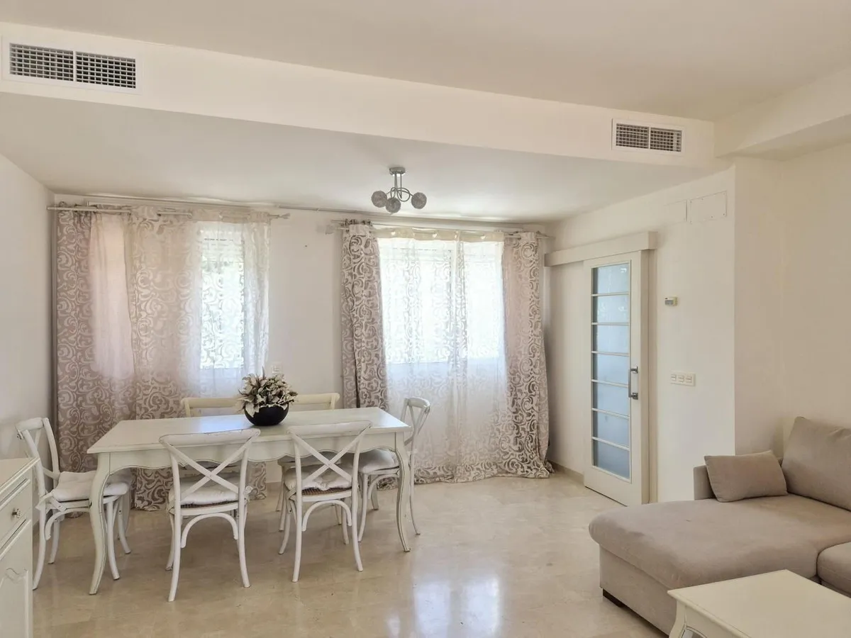 345b5d6e-6498-425c-84c6-3718fd2f8b3e