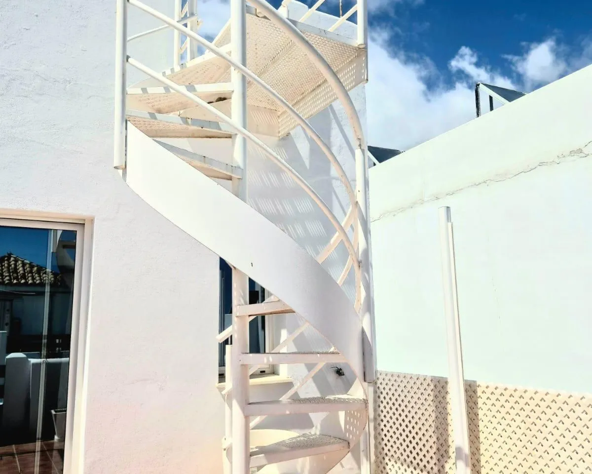 e9f8819a-9d94-4ae6-94e2-16610fb19bbb