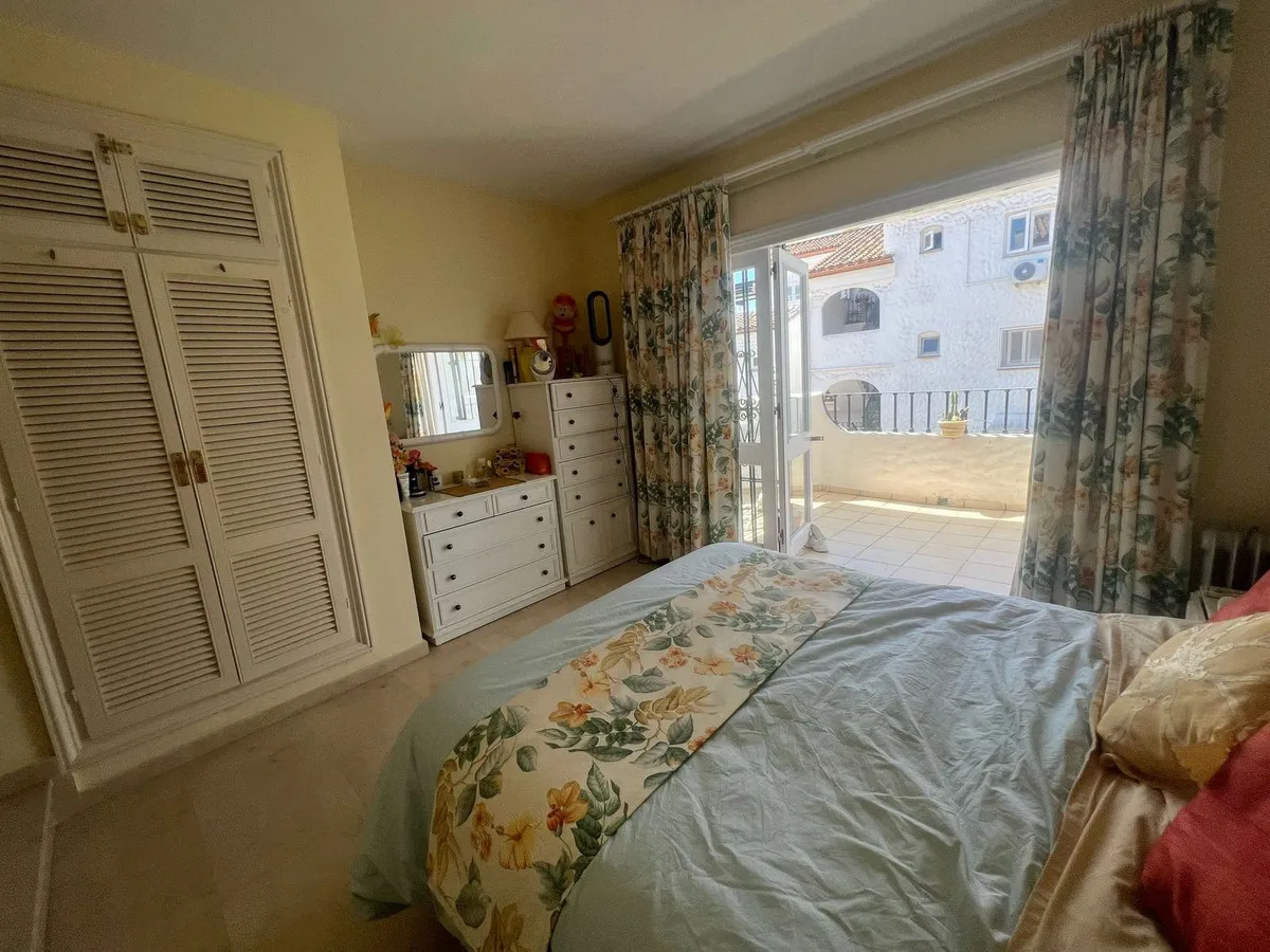 0fcb8024-0135-4c68-9ed1-d01689895b83