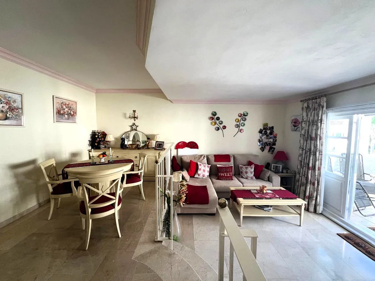 7c9d3df7-5042-408e-bd35-7e33b068b106