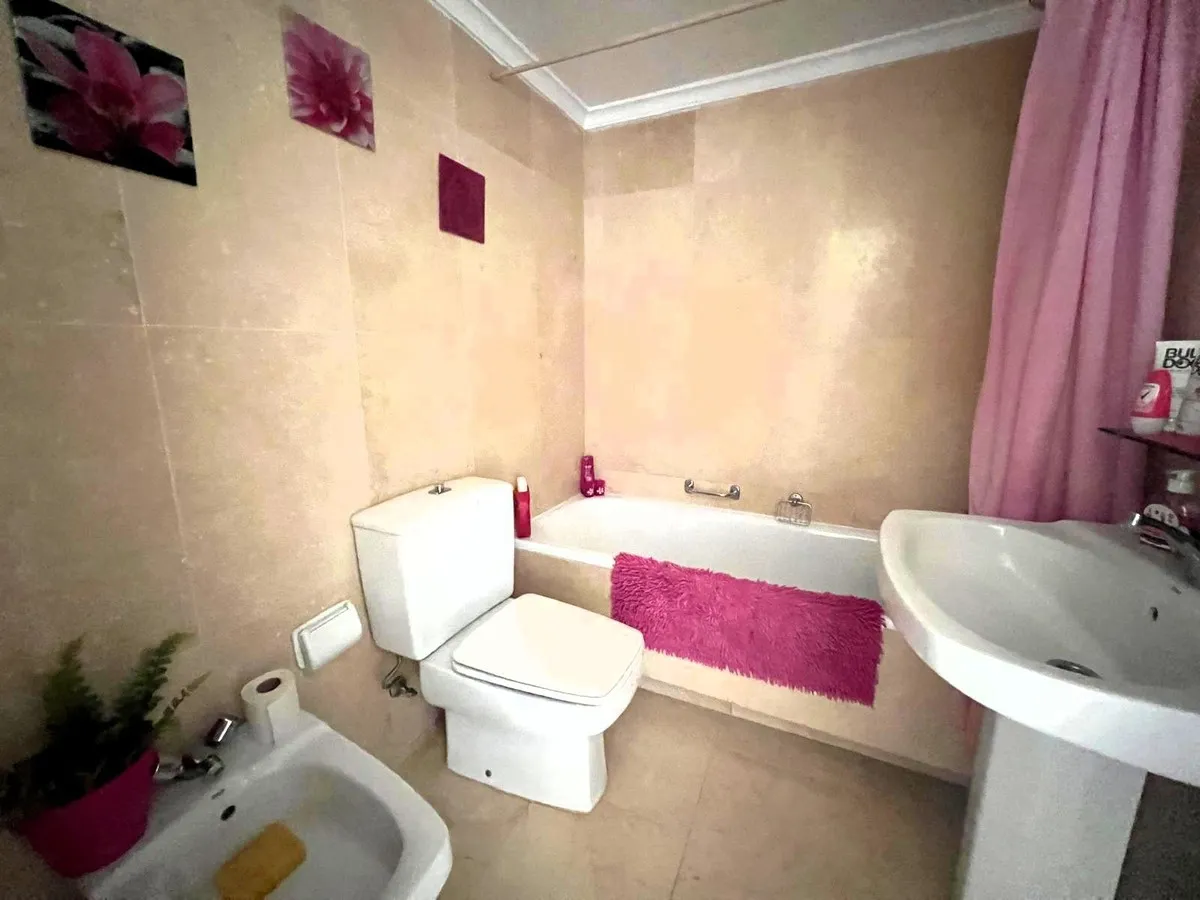 b4c51a86-0b7e-4541-84ec-733f4e8396d6