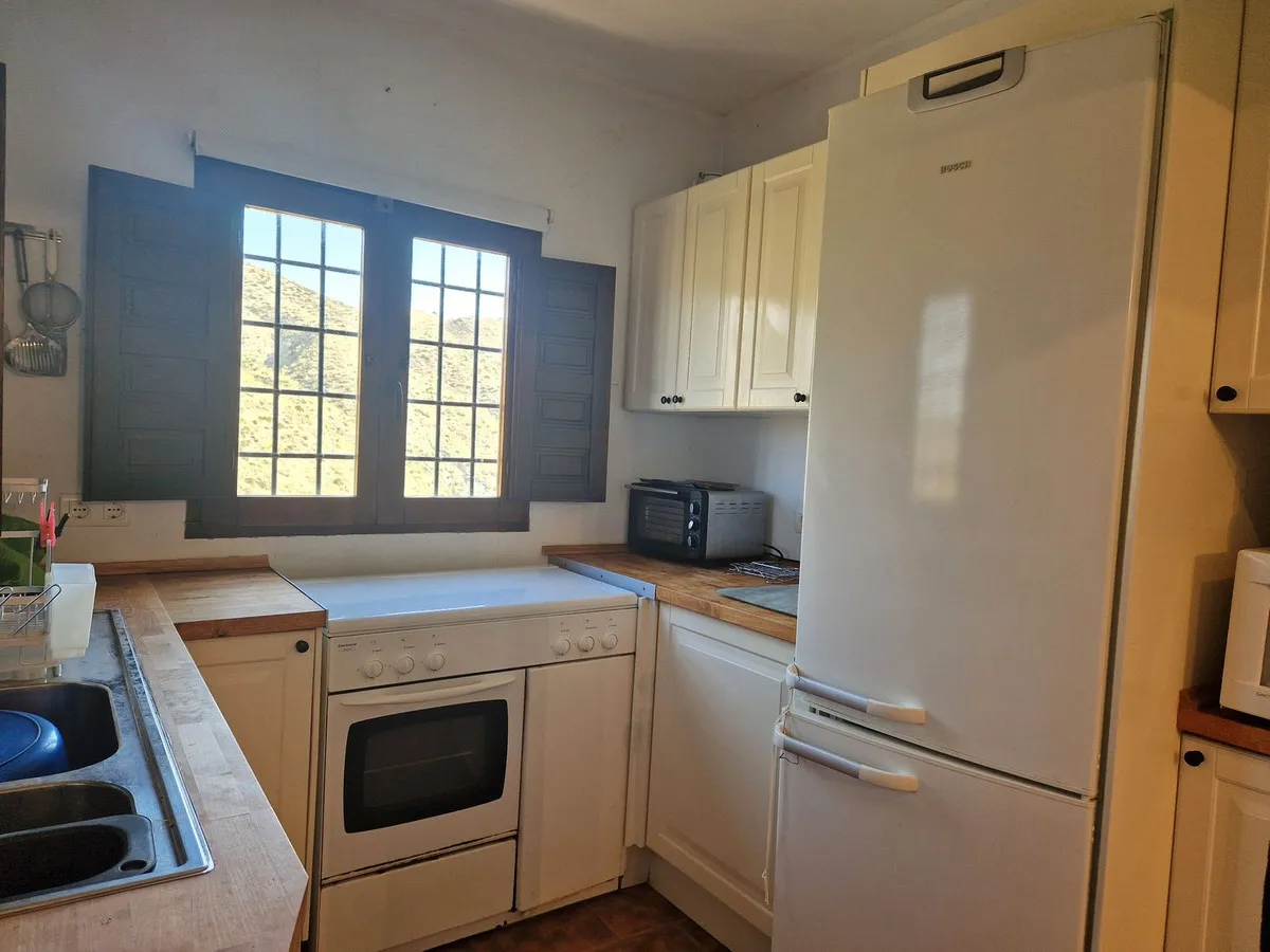 c7c98167-f6ca-4919-8c4d-d7e16a626ef9