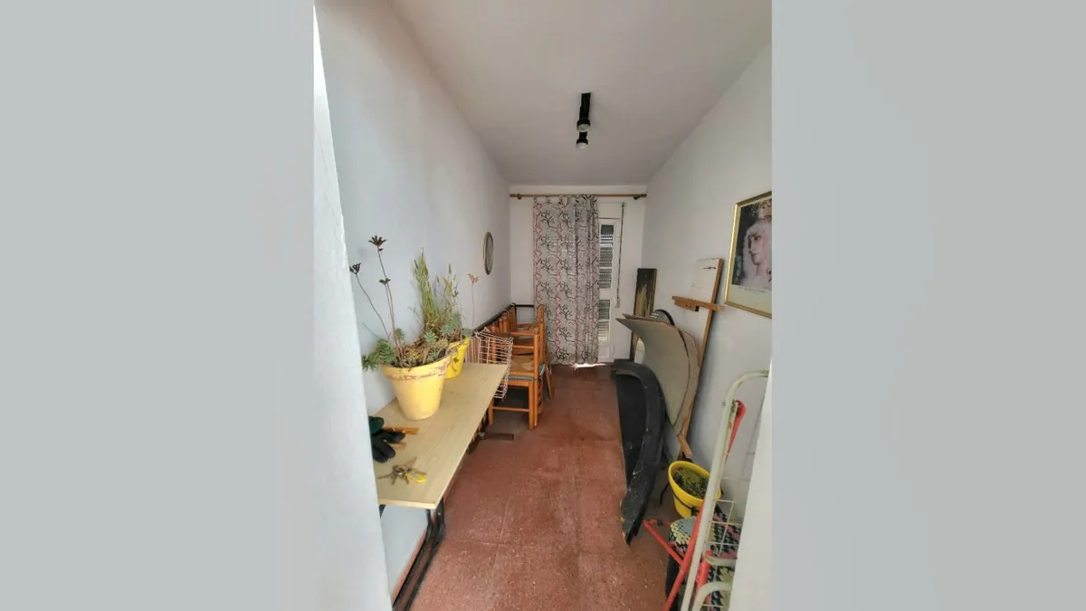 f1ecf3d4-6364-4177-9231-c5490a923a11