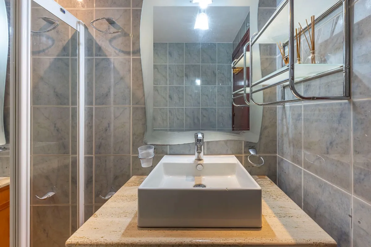 925ee758-fcf9-47c2-889c-293886f53fb2