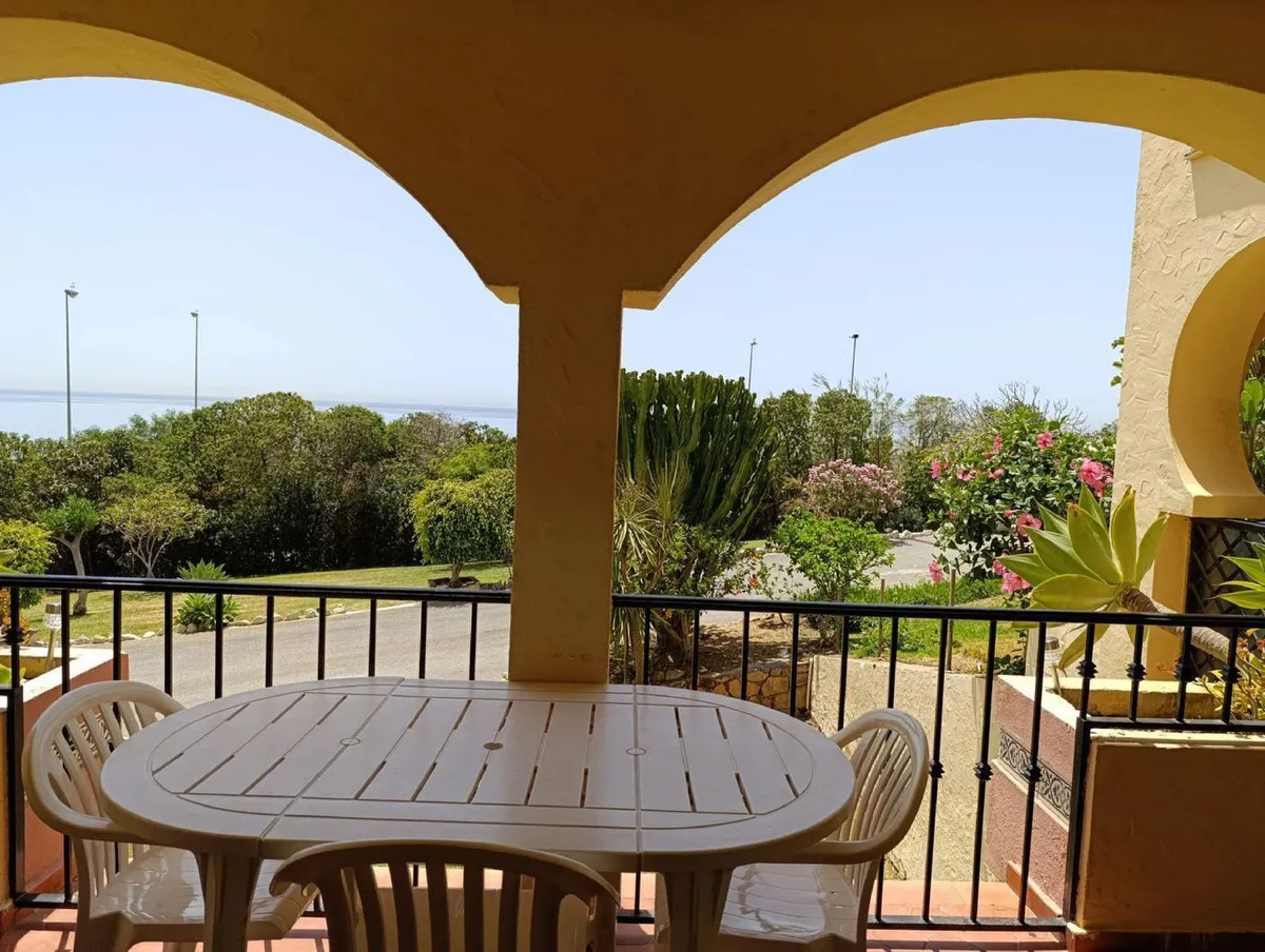 f53431e4-517a-43ca-8464-c30707d75c14