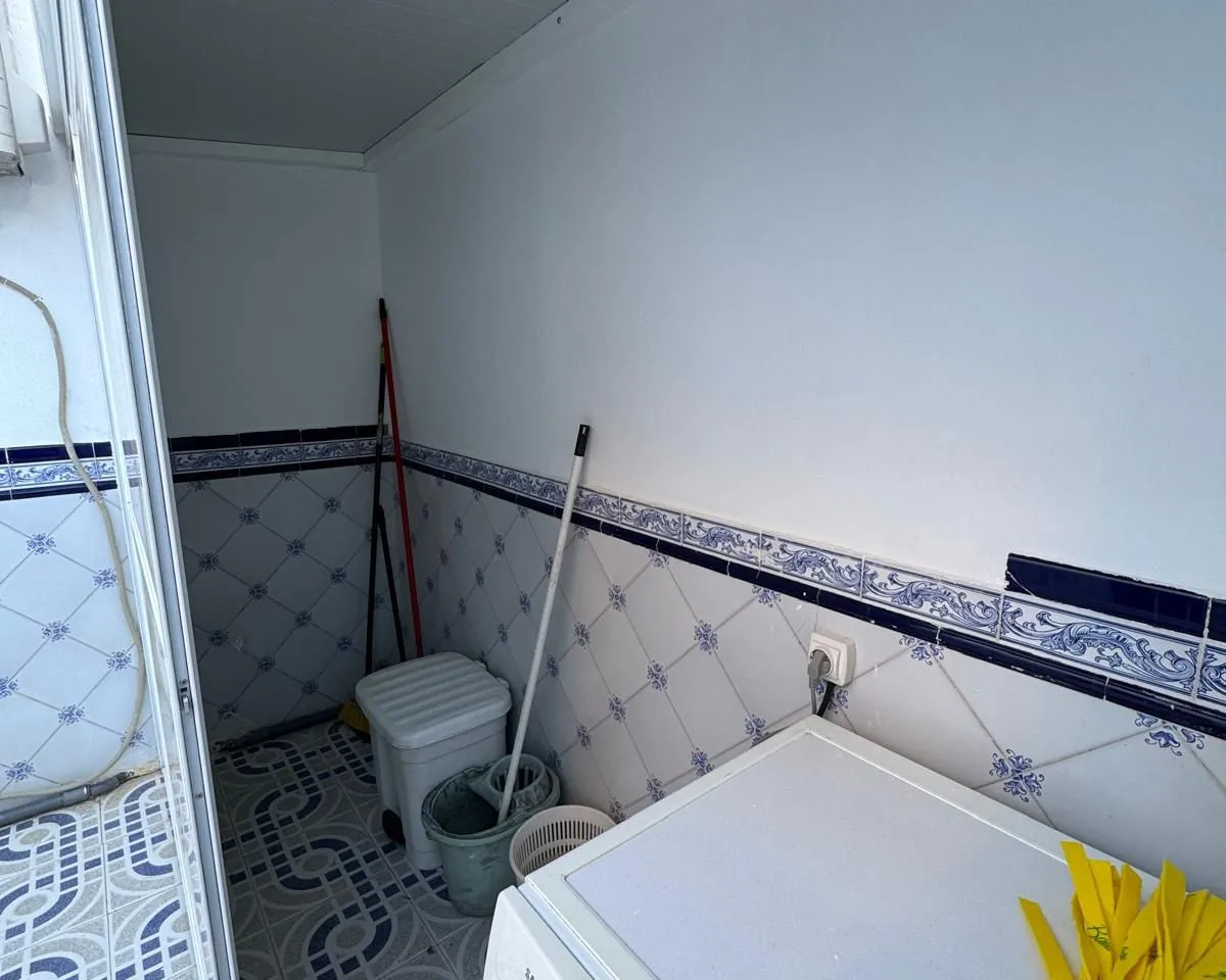 fa96e4b7-eaab-4c81-9b20-f91d56a47b4f