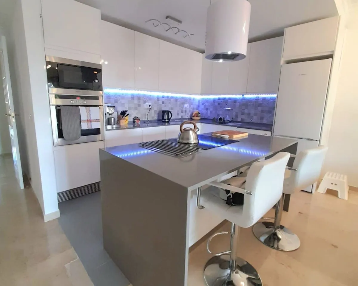 2a514fef-059e-443e-b9ab-eba0d89bba1b