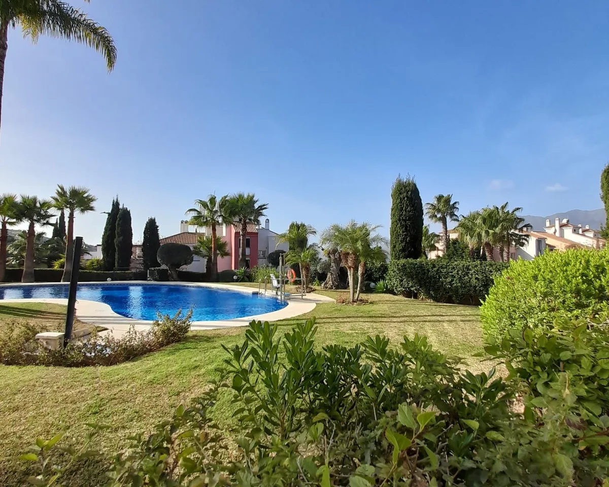 3b6447ed-cbc6-432a-8db3-d17d930edba6