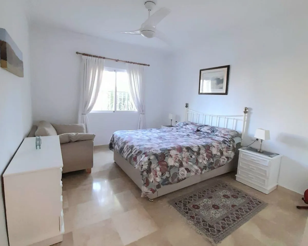 d1db9326-761c-4560-9774-d4690b894f9e