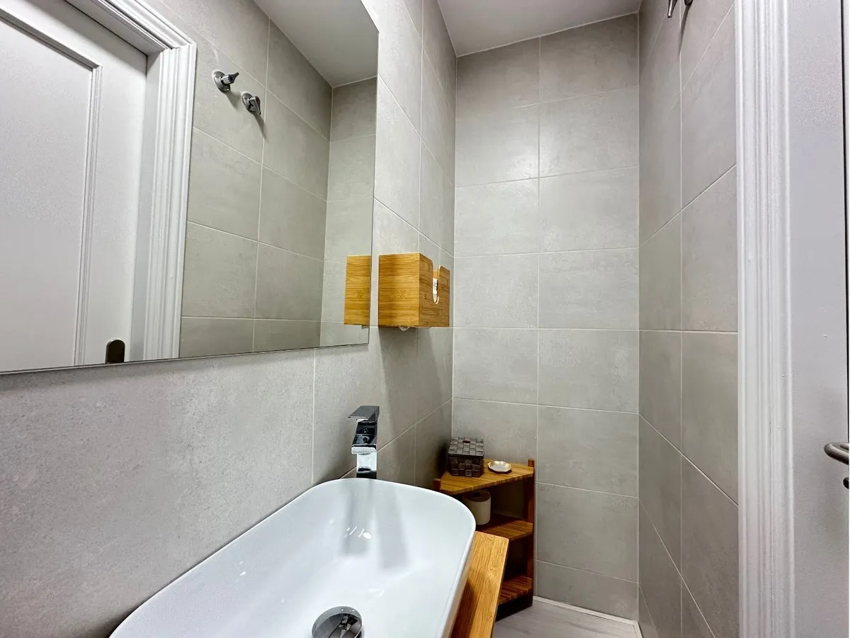 91764c49-c28e-4992-bc8c-be8c43028ac9