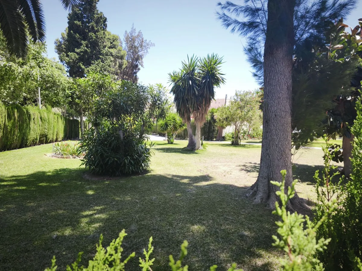 34ed6f70-d5b3-40a9-af5e-6f3245bdb0a1