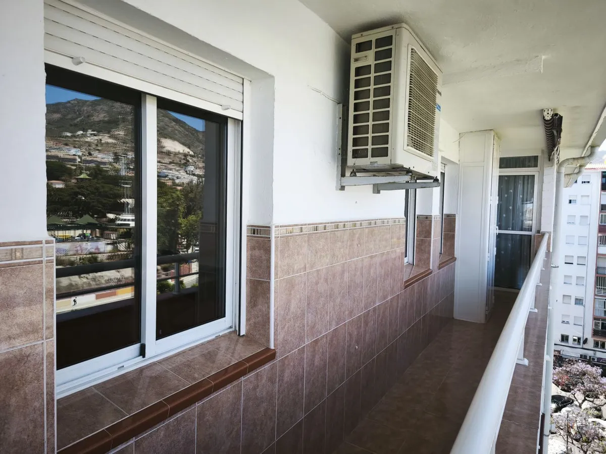 d28ce602-56b2-46d5-84c2-470109c46187