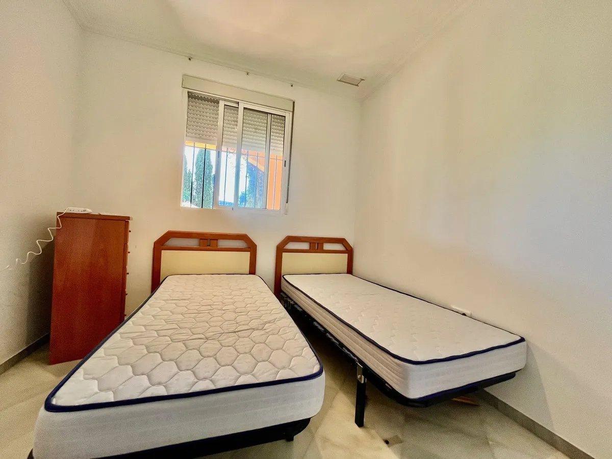 f8a58954-fbd3-4f62-acf0-20520fdade75