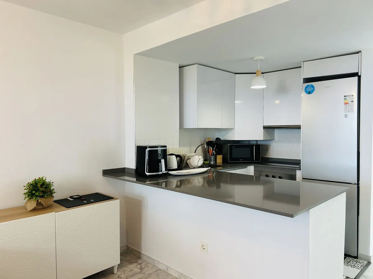 38580671-70a6-4de1-86bd-ded52b12d82c