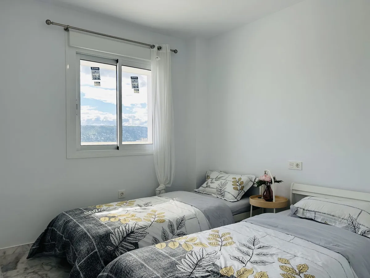 560c3240-0215-49b9-92fd-56ff468452c4