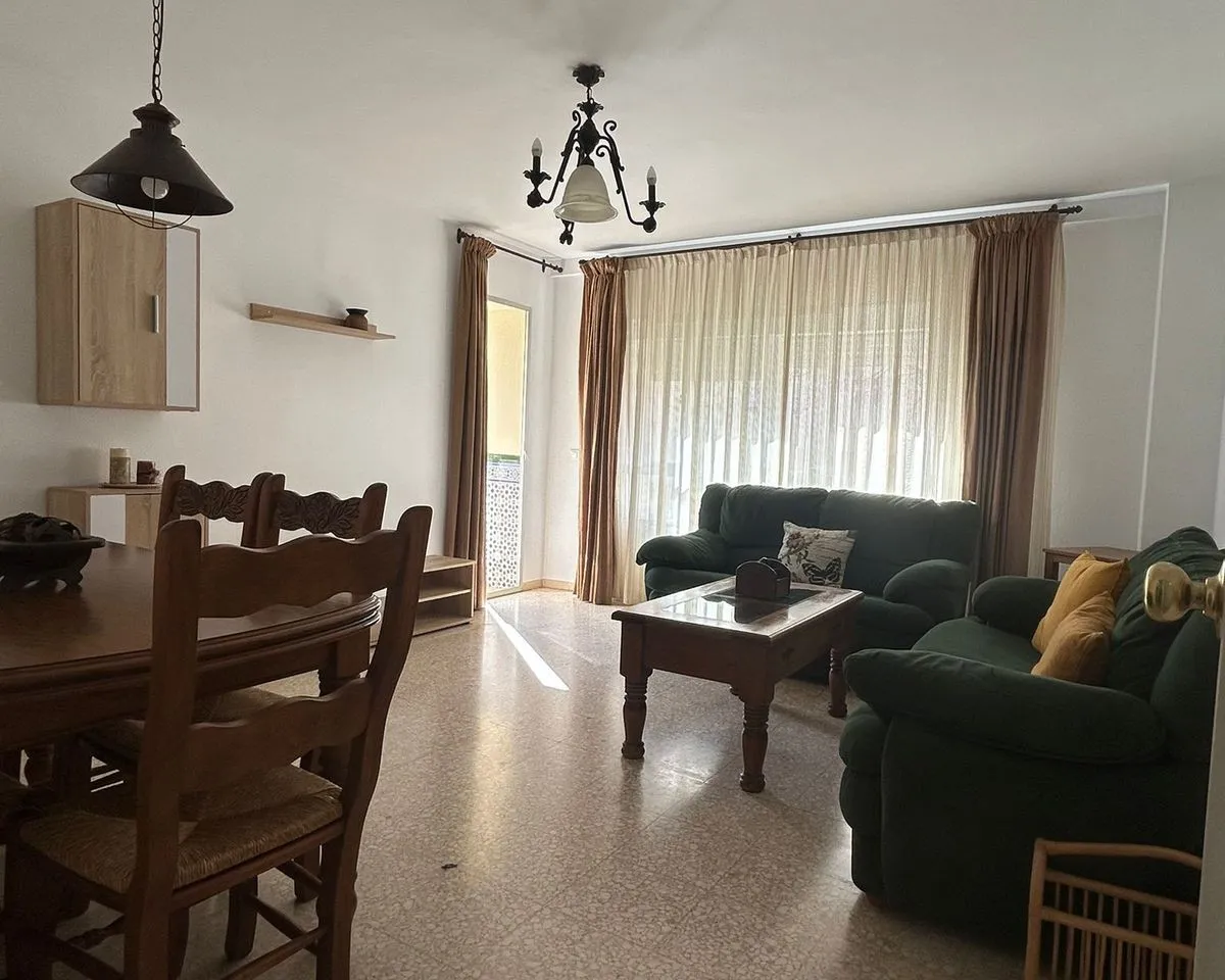 ab51b09c-f6b4-4a7d-a661-72fbace5e204