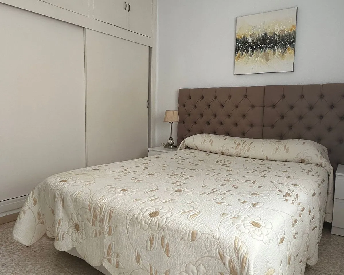 db8ee949-fc26-4633-9ac7-ff2bf7628f57