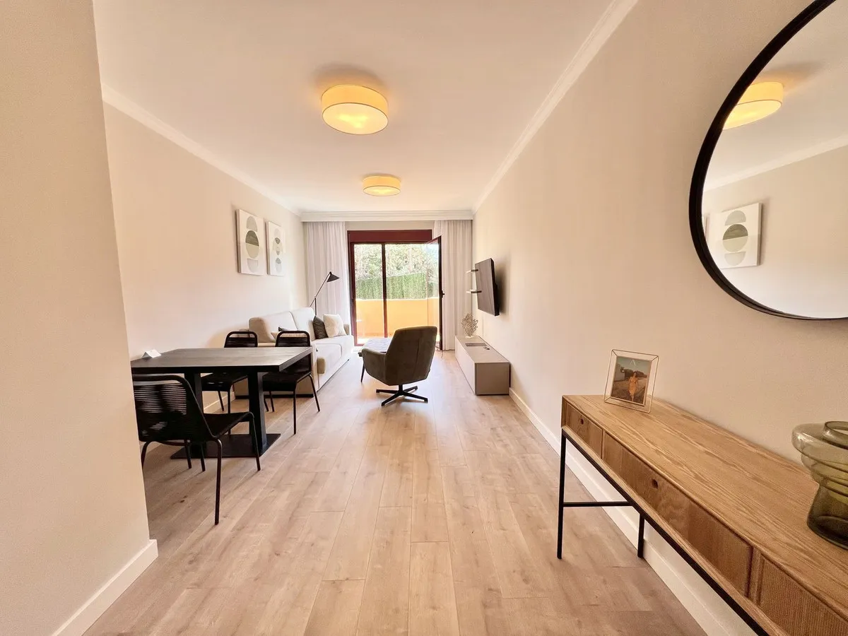 d000107d-859d-41a1-a7bc-03da83f0bd81