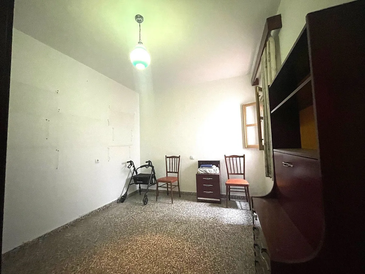 0ce3b5f1-829c-49cb-a03b-c004be0b4065