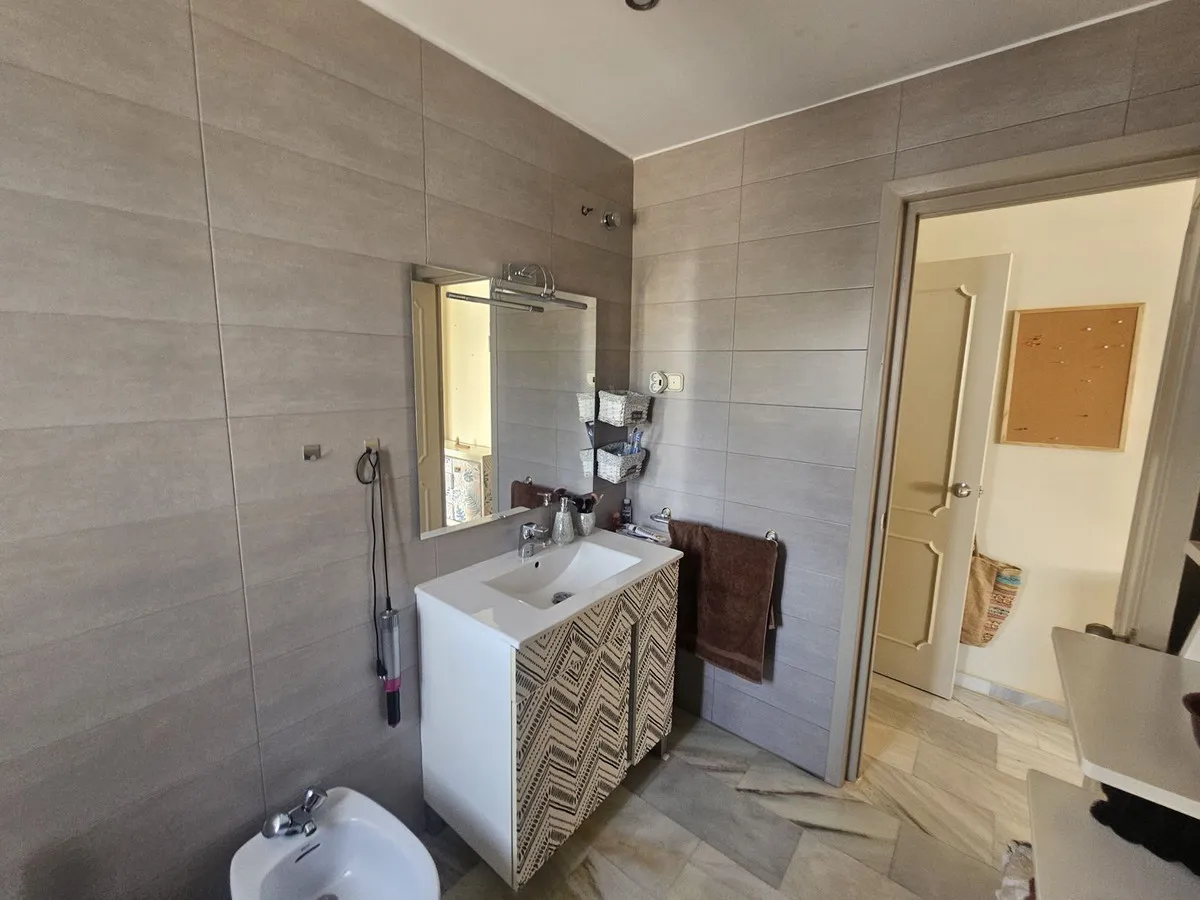 2af27ac8-6770-4881-8b59-d20b751b3f7f