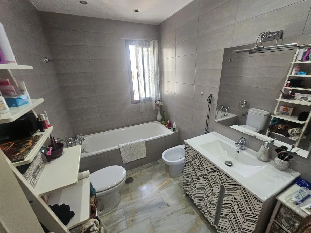 be729f4b-23e3-444f-8583-5c8acdd19870