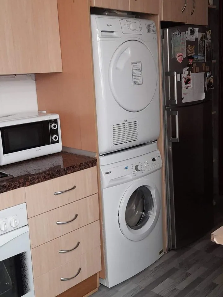 38827335-5211-4844-9faf-3b901d477a63