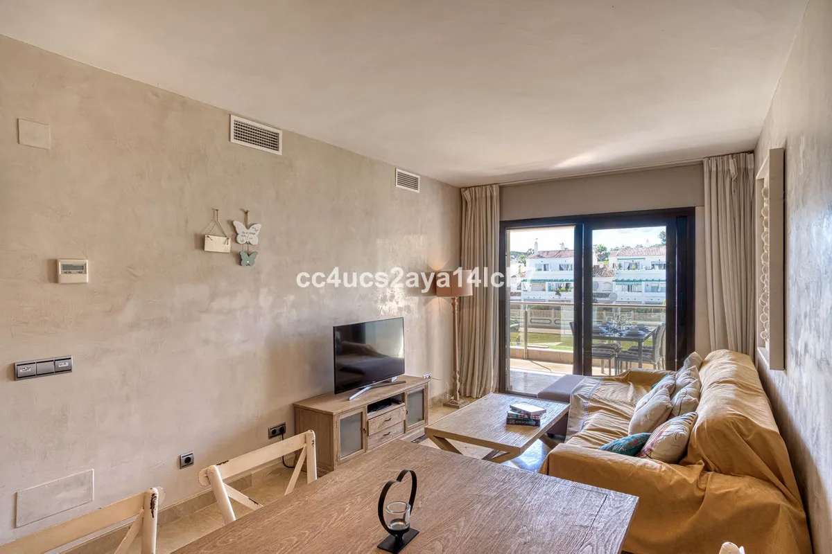 af6ee18d-d766-4ef3-bb0f-643b1b4f109e