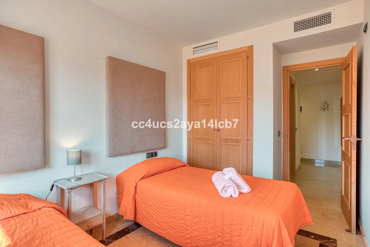 d19472bf-131f-49da-9750-a5e8d532357b