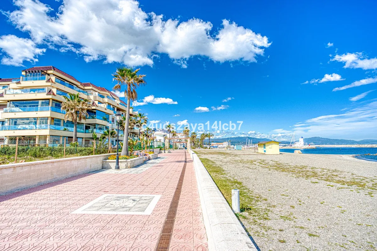 e73bd681-7b87-4687-ba3c-a78d7b195df7