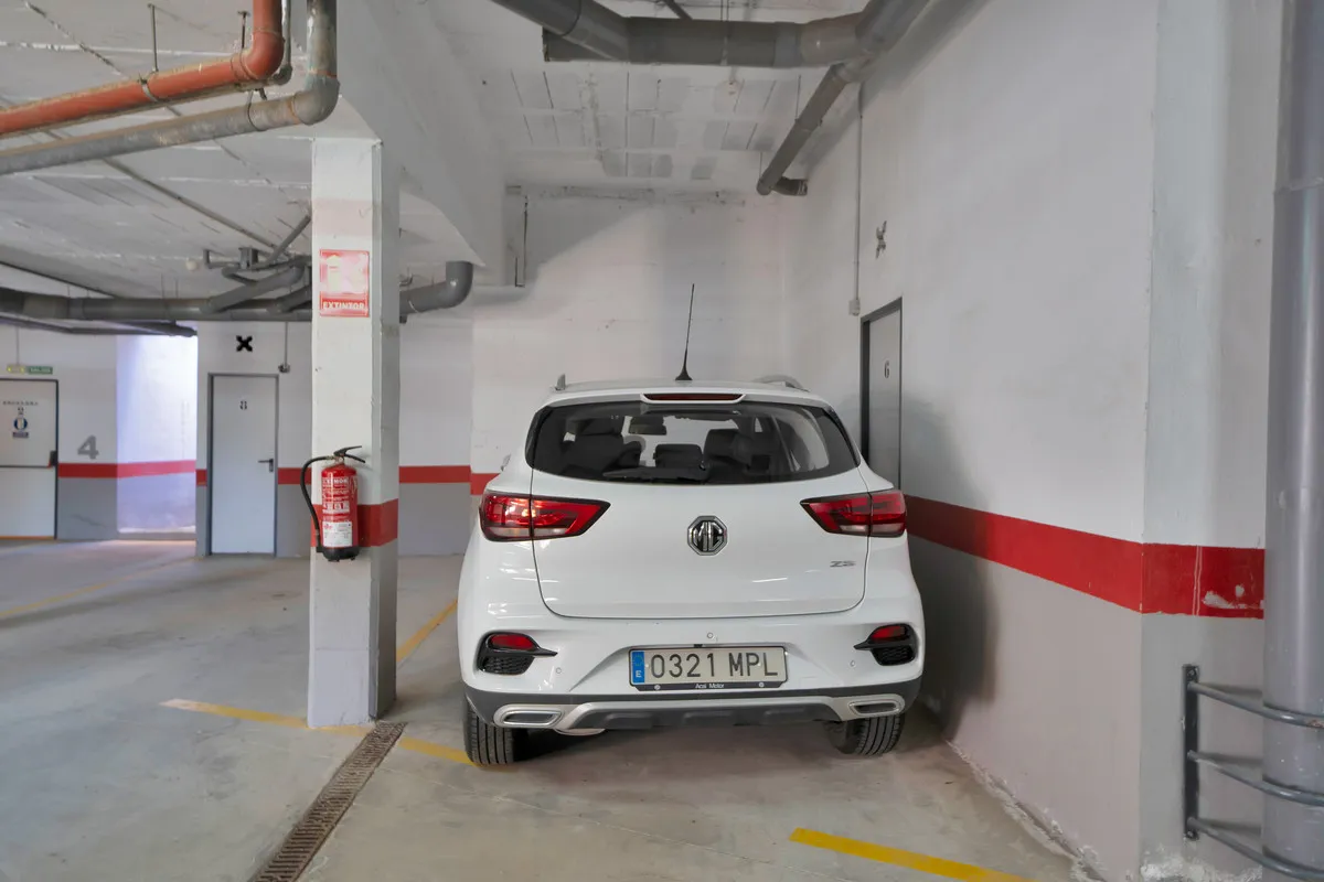 1baefb93-efc2-4444-8f5a-668554630b8f