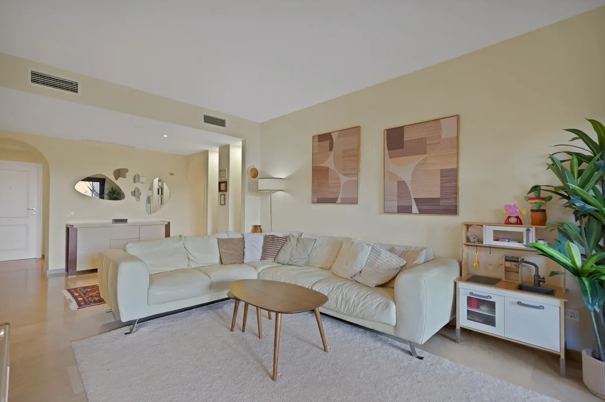 abac3f45-dfe0-48c3-8838-b0709678abf6