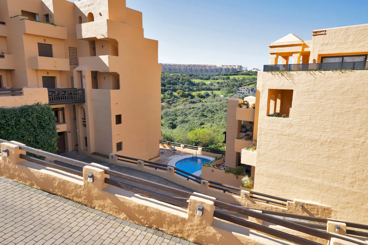 fa1e2214-37e9-42f3-888c-4c1a4811ba2d