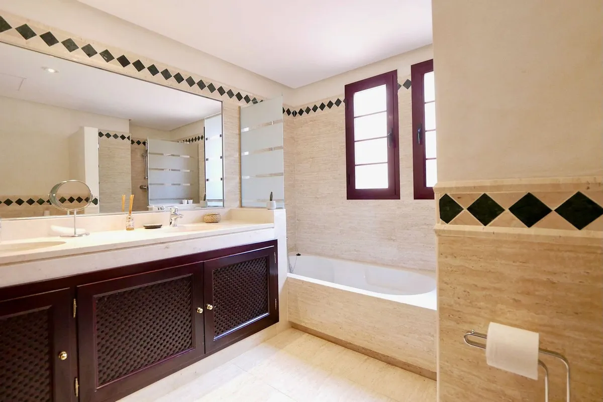 cd8f4c82-8758-45d2-8128-8b3f25eb346f