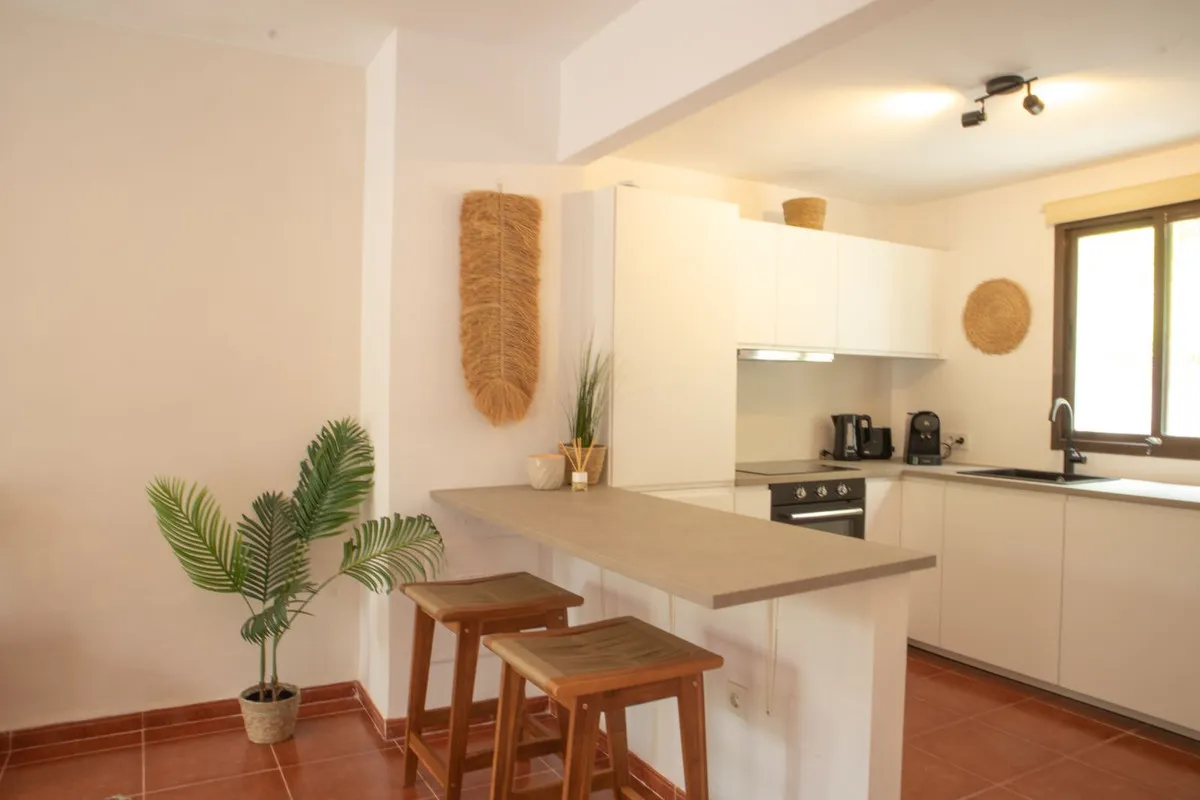 045e06db-9857-498c-8fa9-37a30bd65d45