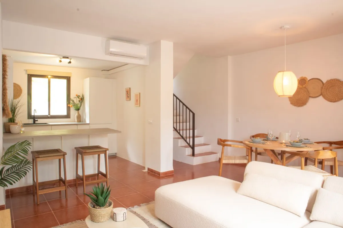 76cb1801-10d8-476e-bd0b-cf81eedd59b8