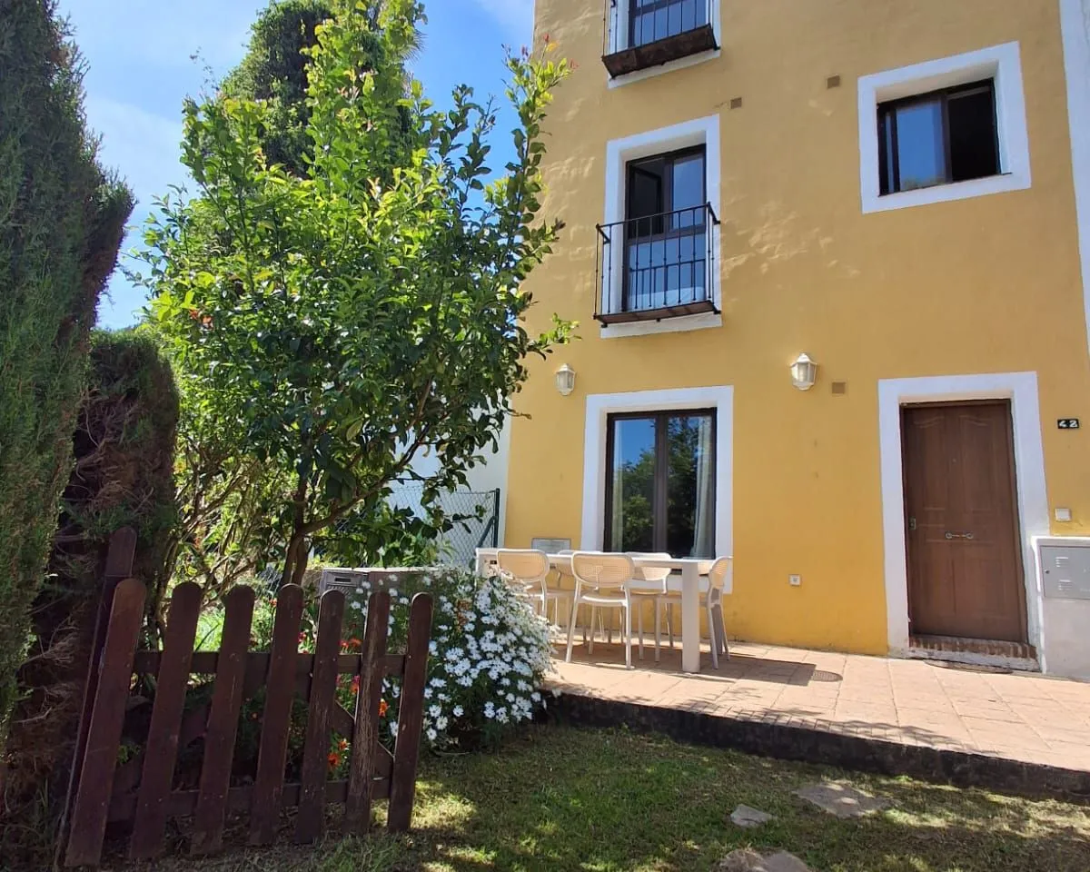 a5283125-efbd-4a89-ba42-7db68fc20b64