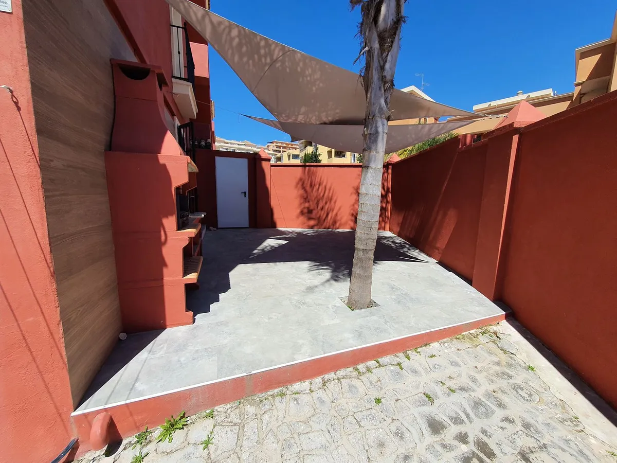 144f249e-3cd1-454a-b754-dd2c0c083b75