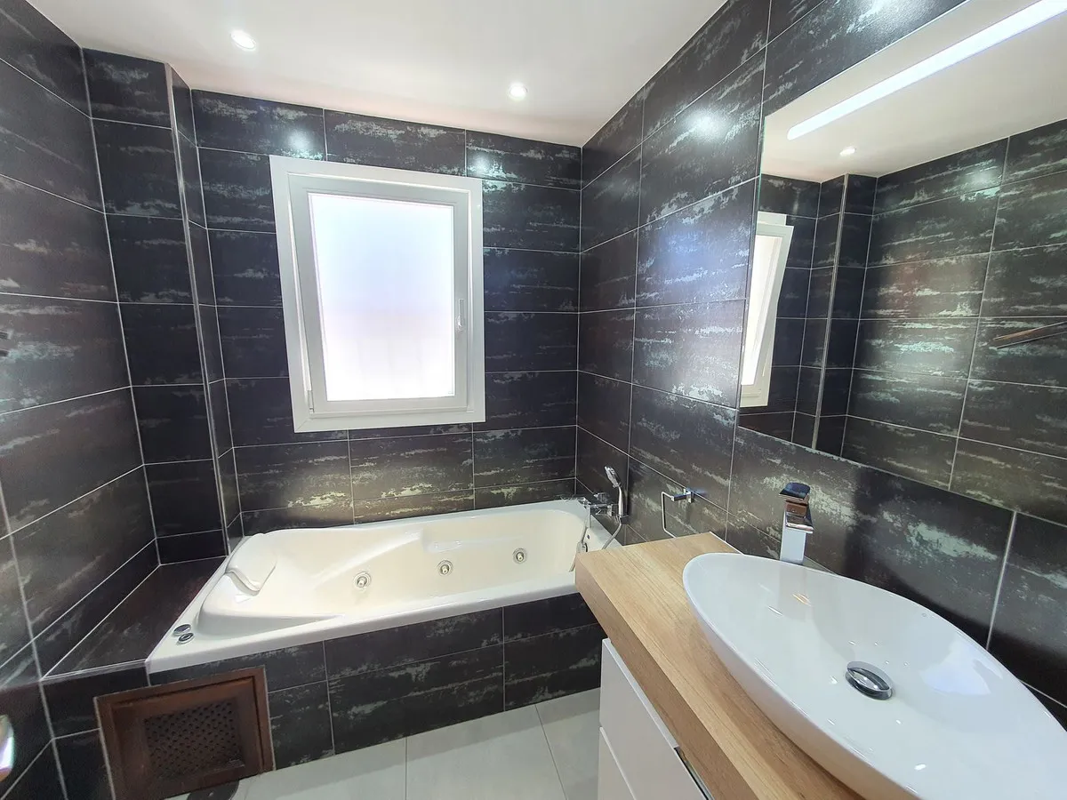 9753f657-493d-48c4-aa76-7c8c28644d67