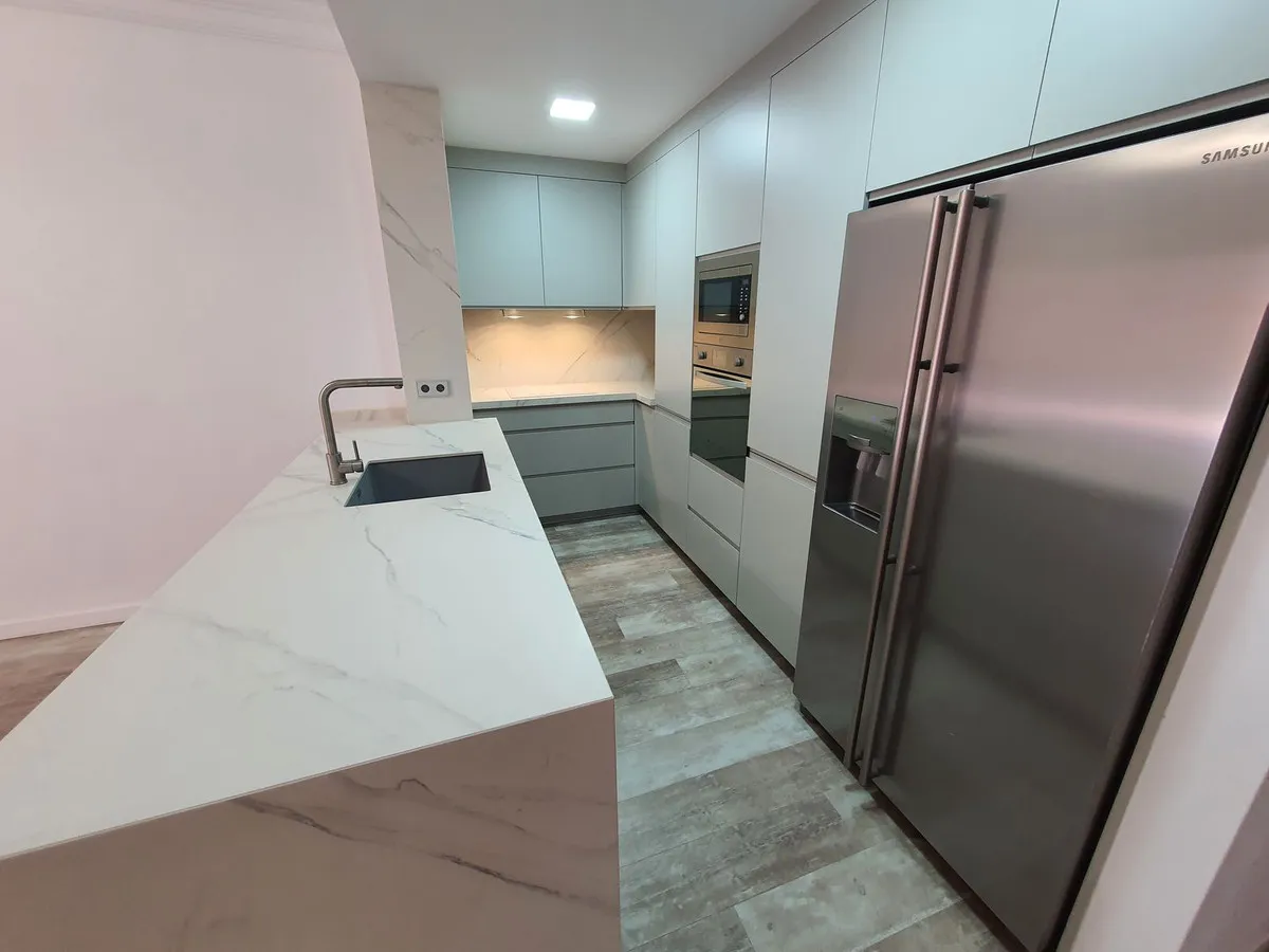 9e6efe5c-a94f-4227-8f60-15433fea73ff